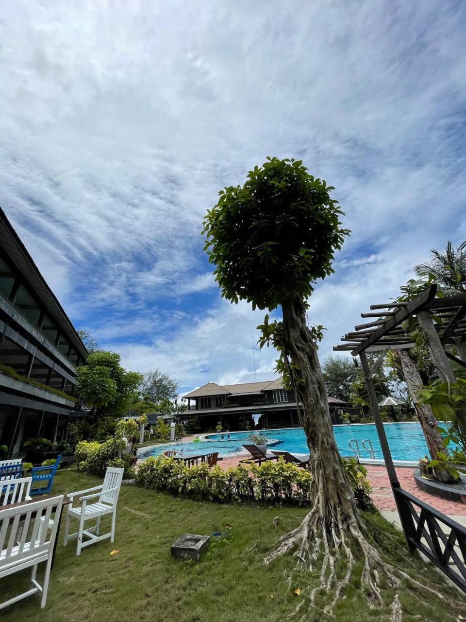 Beach Resort - Arwana Perhentian Besar Kuala Besut Zewnętrze zdjęcie